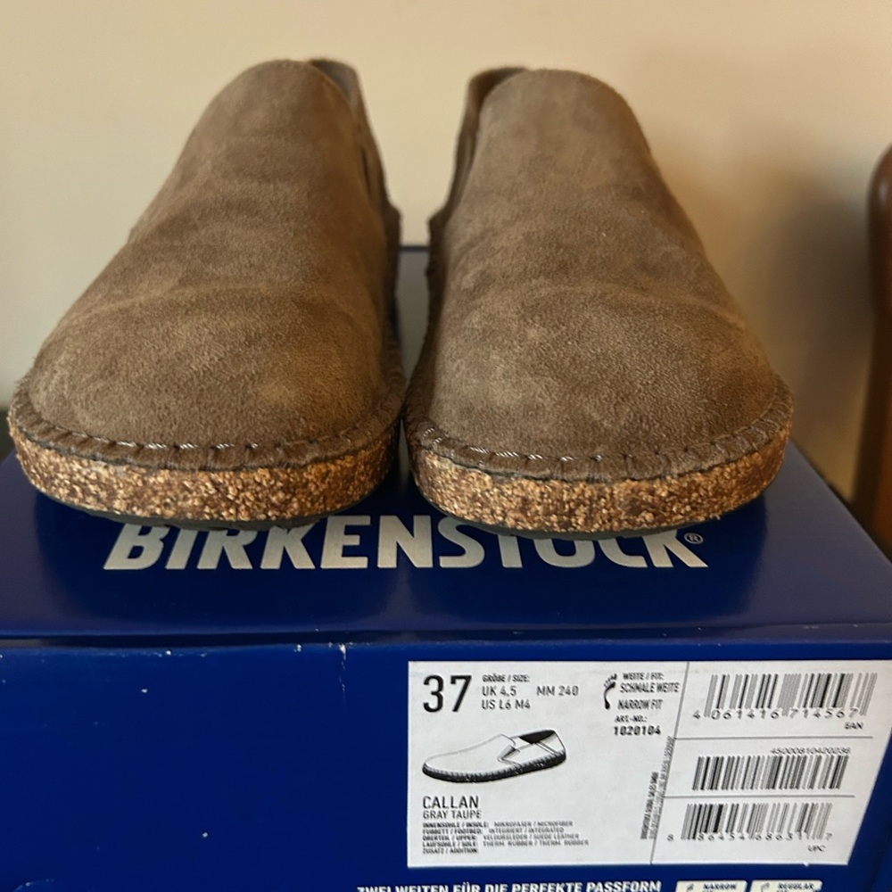 Birkenstock Callan Gray Taupe Women’s Slip-On. Birkenstock size 37, U.S. 6-6.5
